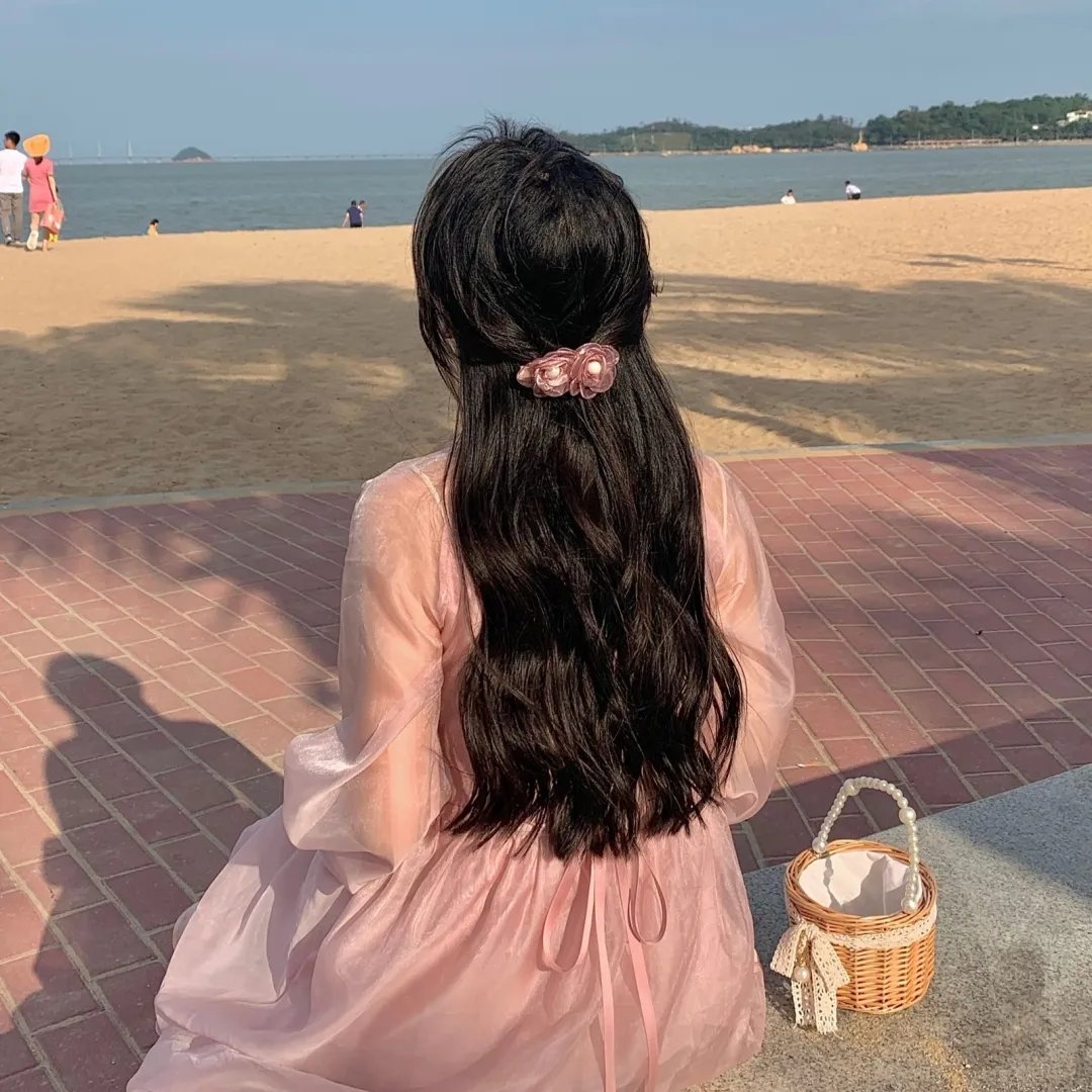 残雪海报